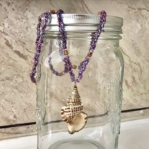 🪞 vibrant seashell pendant necklace
